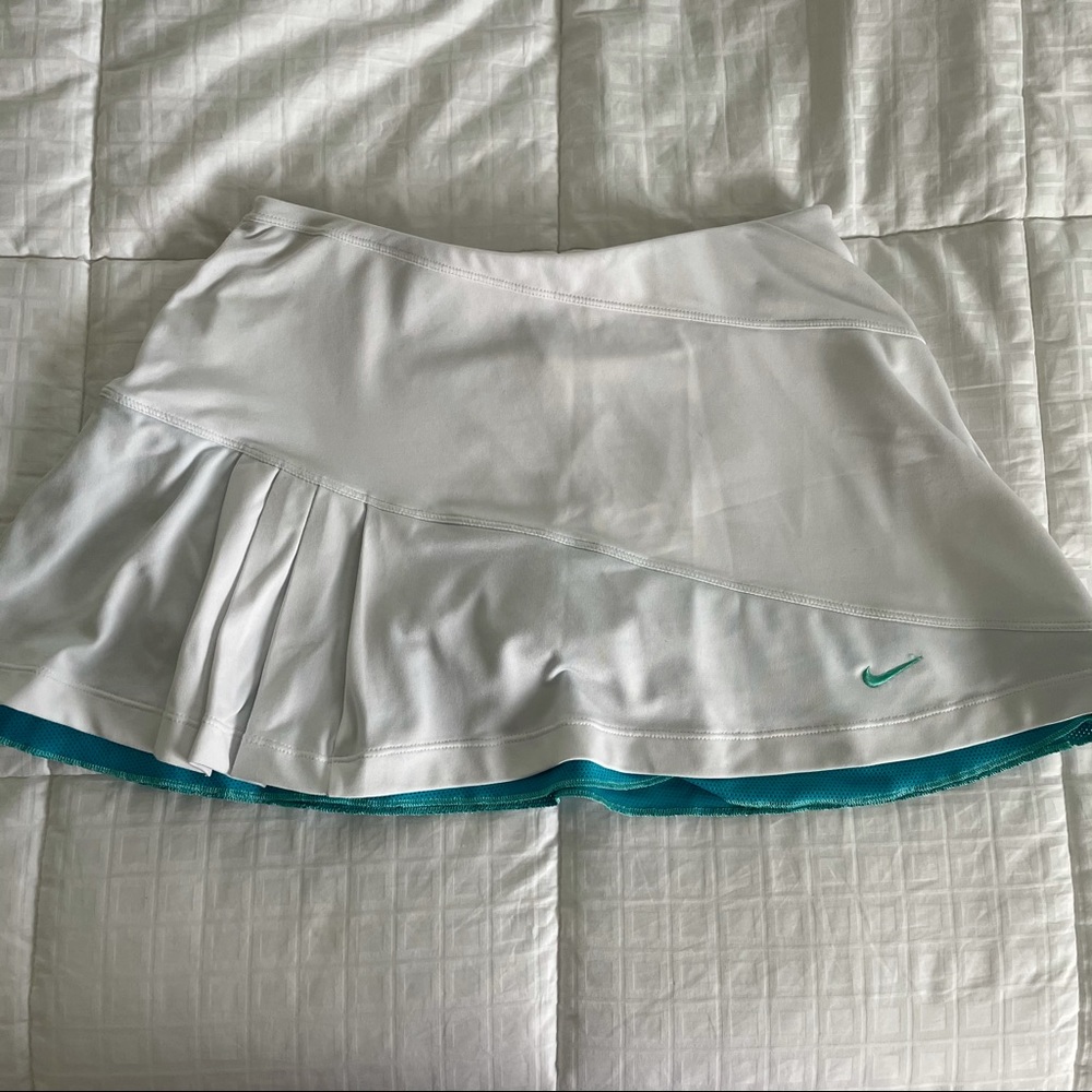Nike White Tennis Skirt Size S
